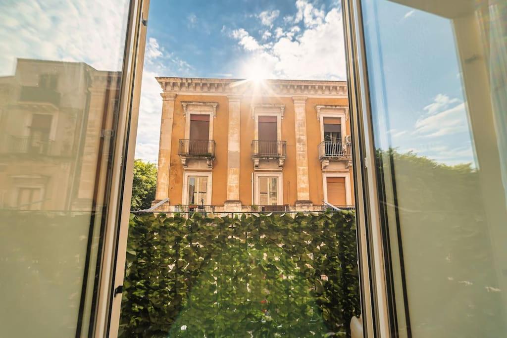 Centro- Benedettini'S Apartament カターニア エクステリア 写真