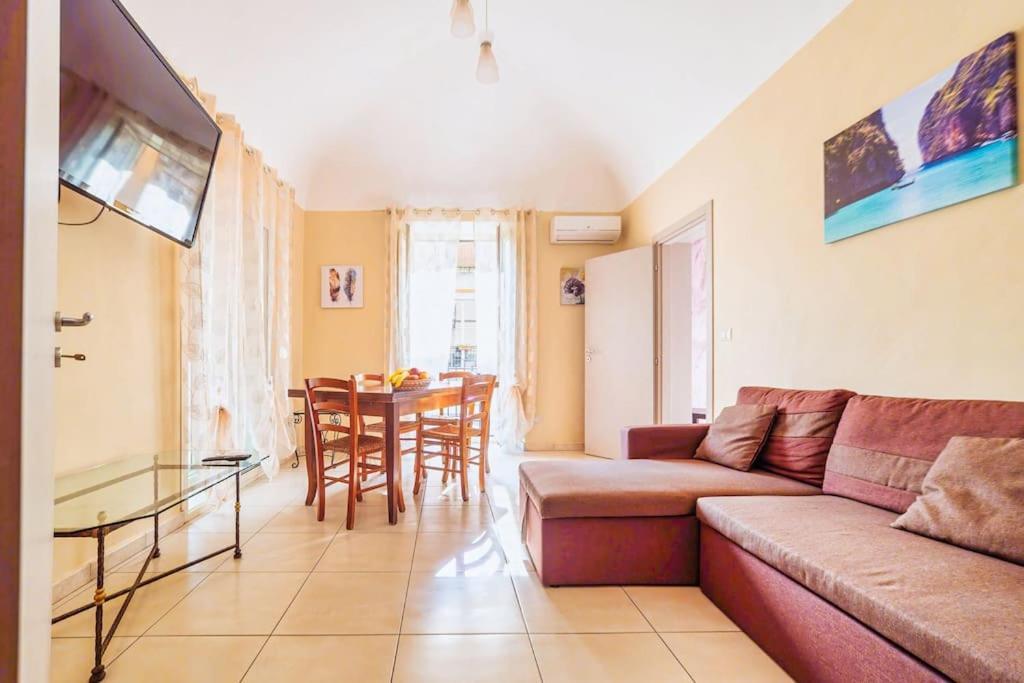 Centro- Benedettini'S Apartament カターニア エクステリア 写真