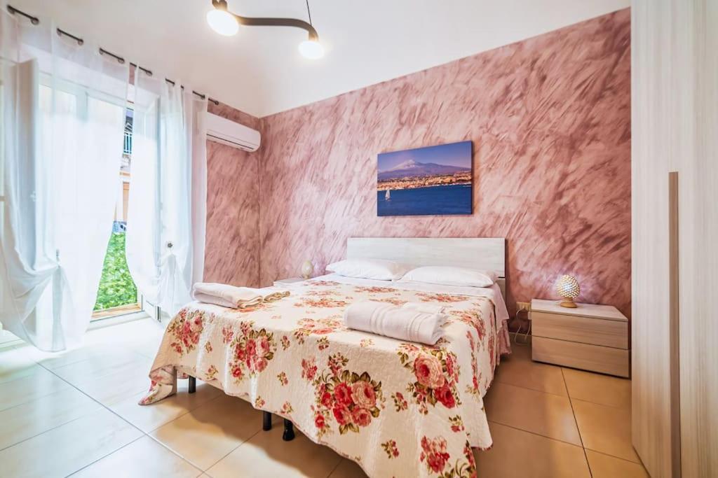 Centro- Benedettini'S Apartament カターニア エクステリア 写真